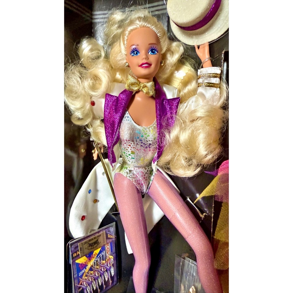 Barbie by Mattel’s 1993 Rare “Rockette Barbie” - Picture 2 of 14